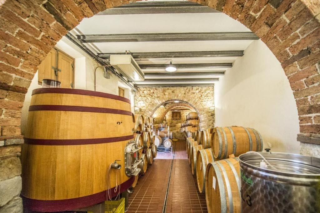 Bed and Breakfast Abbadia Wine Relais Montefollonico Экстерьер фото